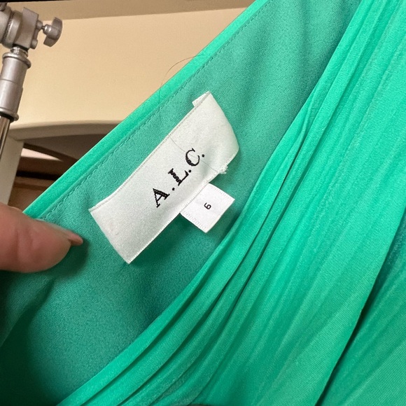 ALC Dahlia Dress, Mint Green, One Pleated Shoulder Goddess Dress With Cutout - Picture 6 of 8
